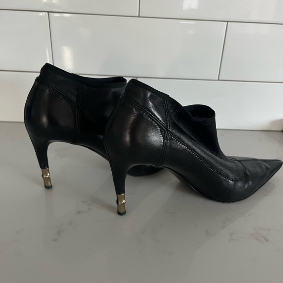 Gucci Leather Booties - Picture 2 of 9